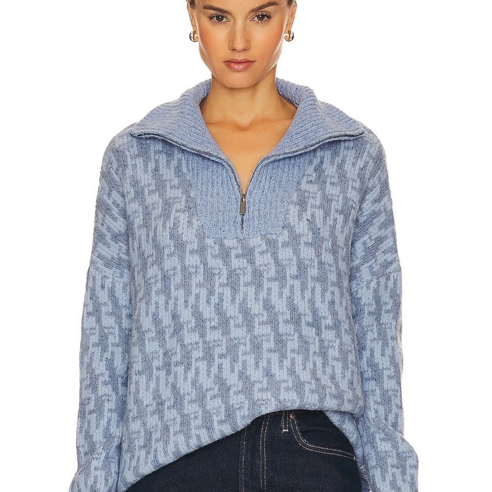 ENZO SWEATER
John & Jenn by Line